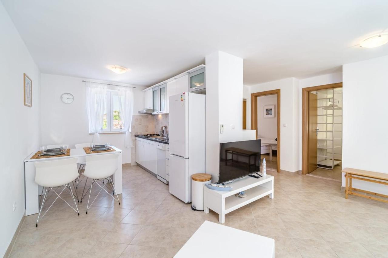 Apartmani P&S Supetar Ngoại thất bức ảnh