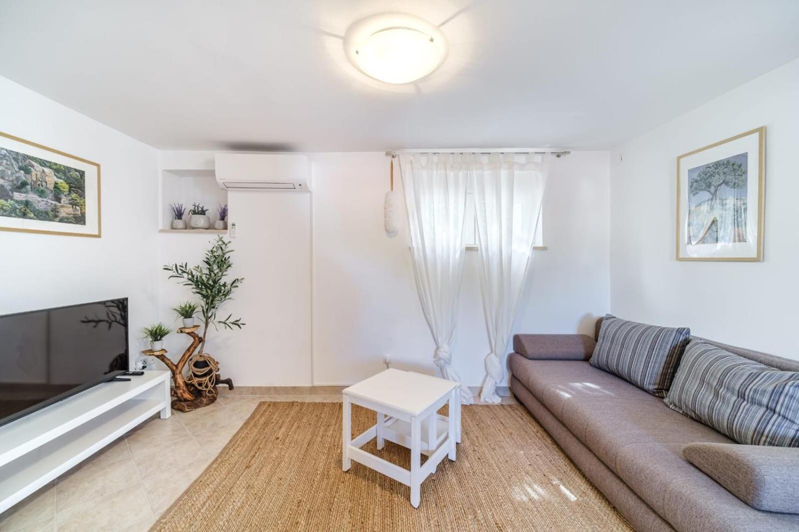 Apartmani P&S Supetar Ngoại thất bức ảnh