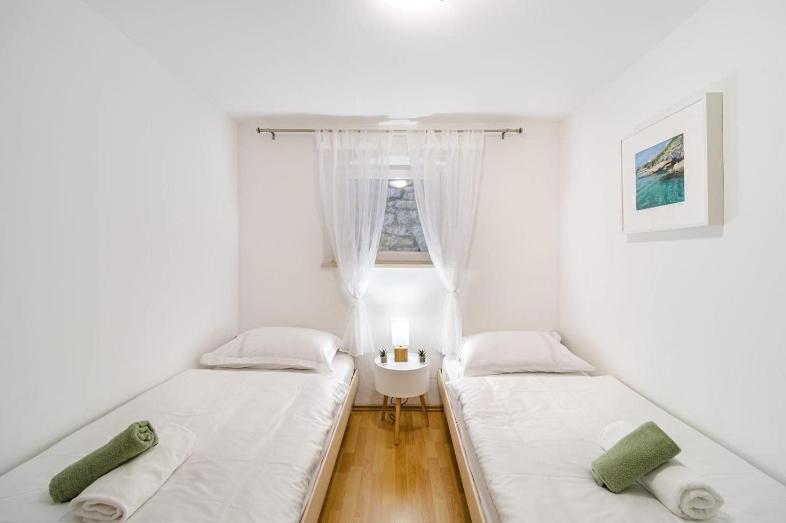 Apartmani P&S Supetar Ngoại thất bức ảnh